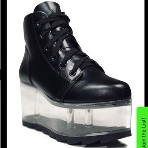 NIB YRU QLOUD 2091 HI Black Platform Boots